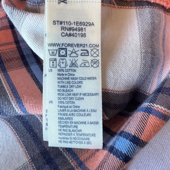 I love H81 size M plaid long sleeve button down shirt - Picture 8 of 9